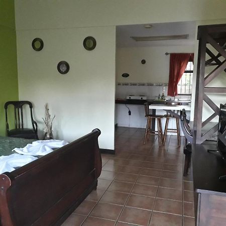 Dos Palmas Studio Apartments Río Segundo Εξωτερικό φωτογραφία